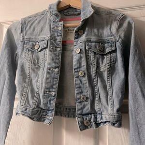 Abercrombie & Fitch cropped Jean Jacket